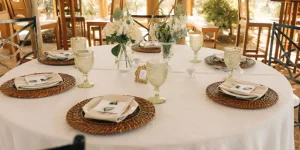 A Complete Guide to Festive Table Settings